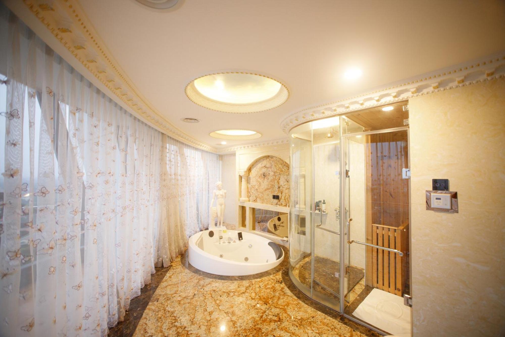 Khach San Phuong Anh Hotell Hung Yen Exteriör bild